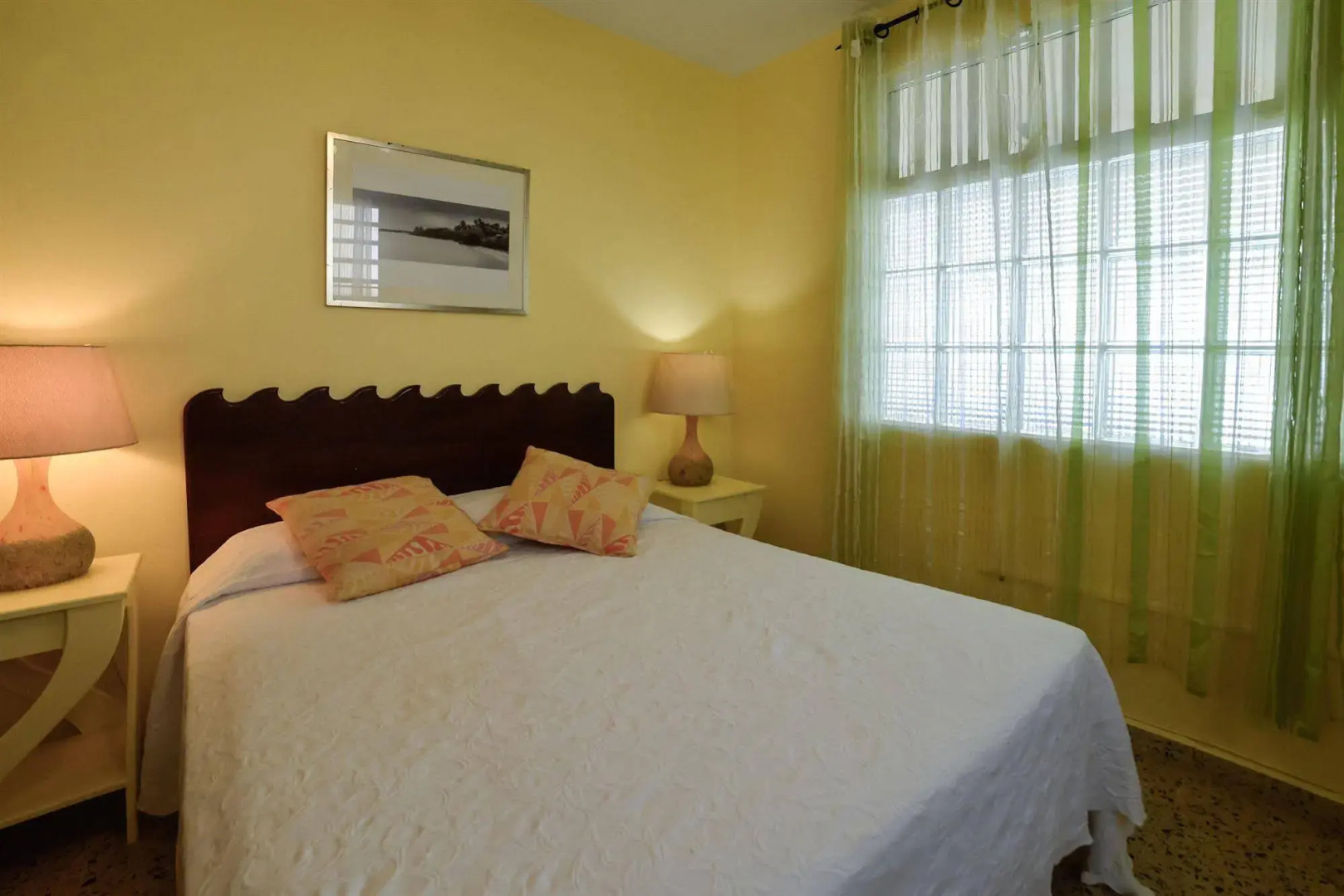 Lemontree Oceanfront Cottages