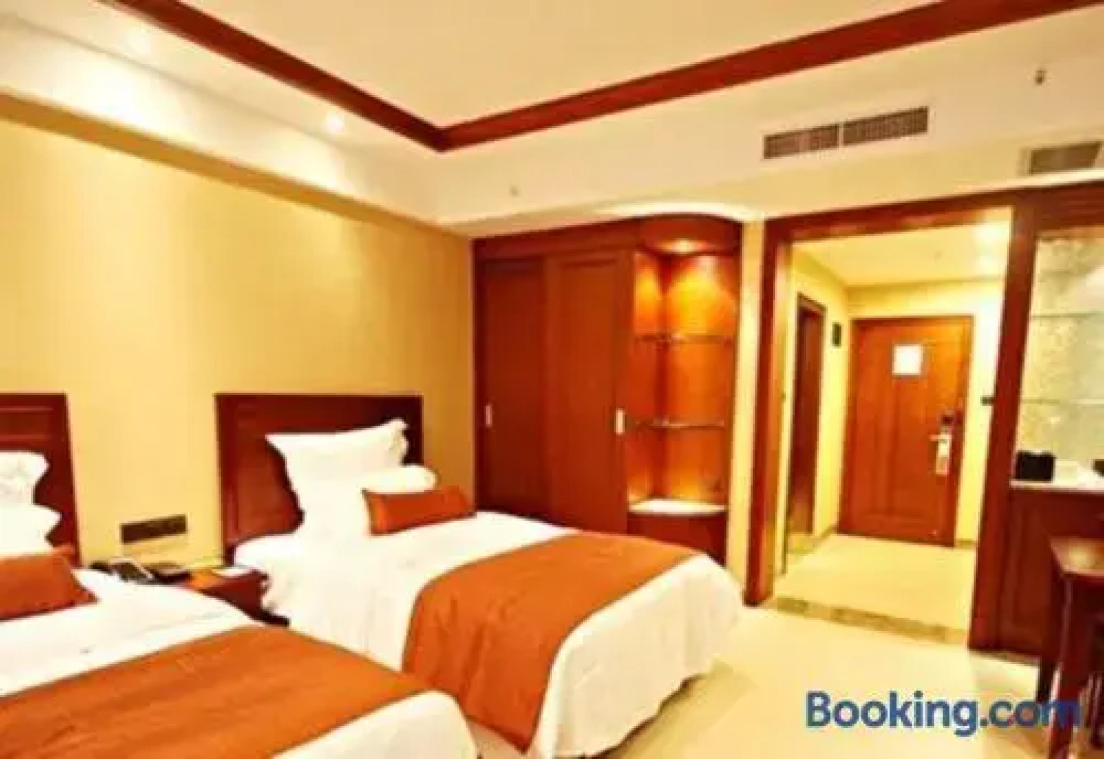 Ramada Plaza by Wyndham Xishuangbanna South