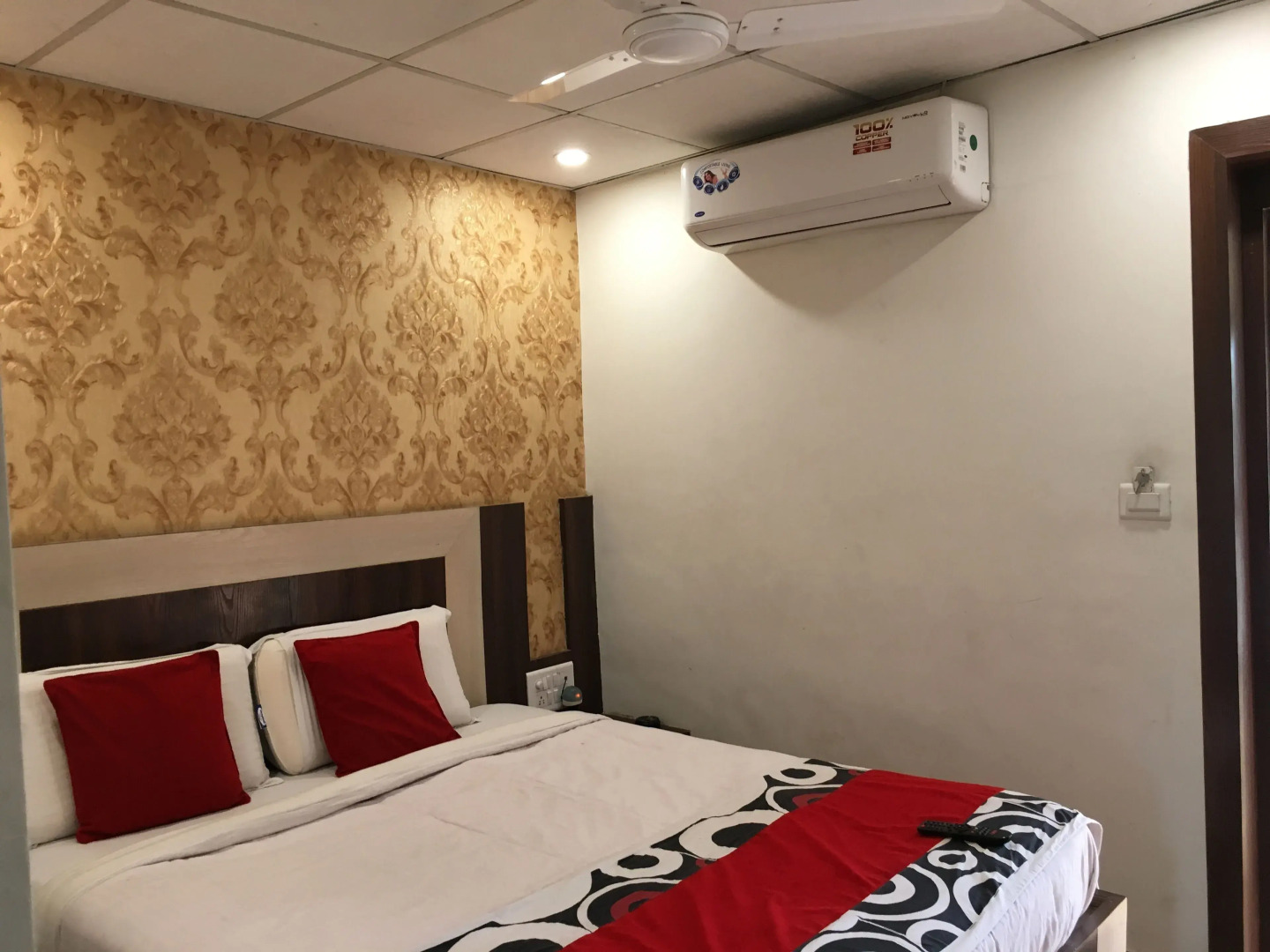 Hotel Shree Palace, Jhansi