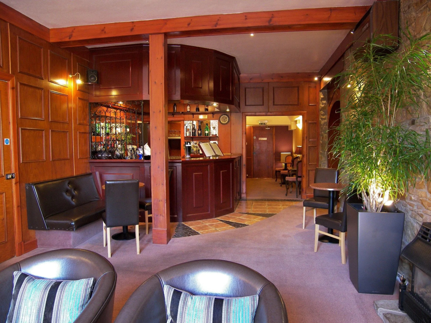 Rosemount Hotel