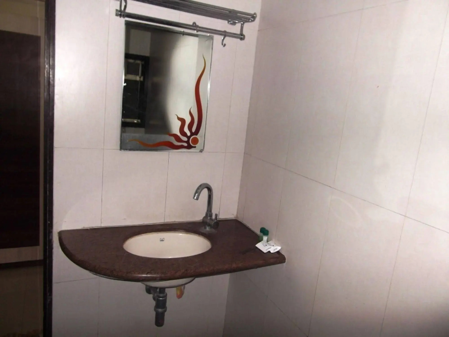 Hotel Neelam Executive