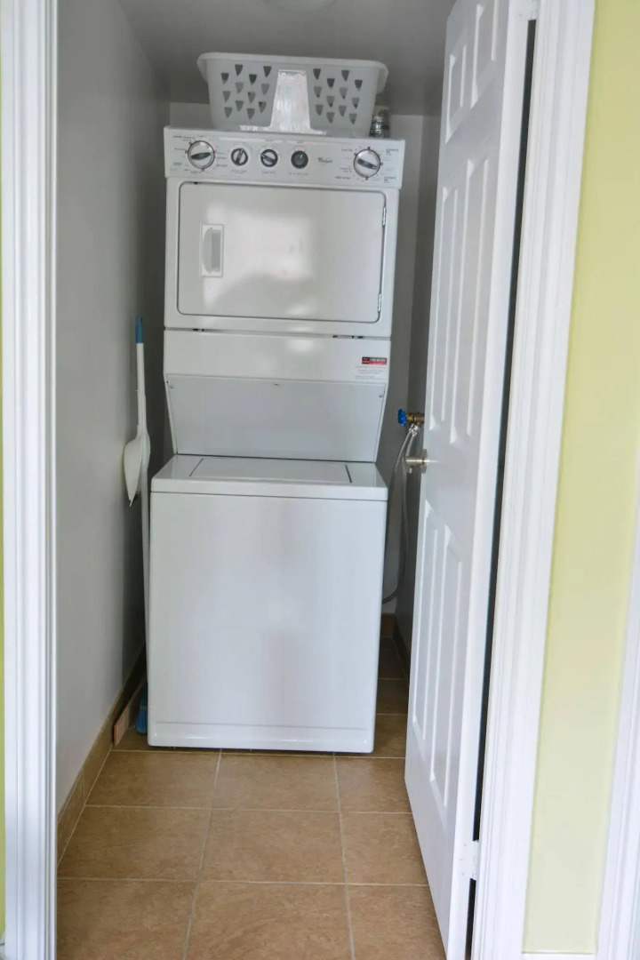 Maplewood Suites - Square One