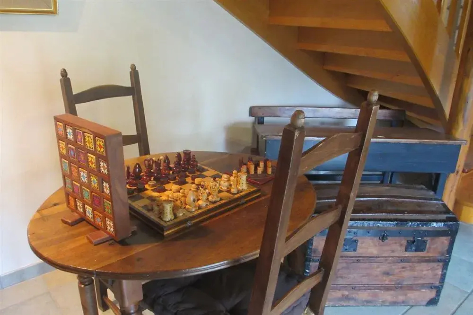 Hôtel-Restaurant La Crèche et sa piscine intérieure - Logis Hôtels