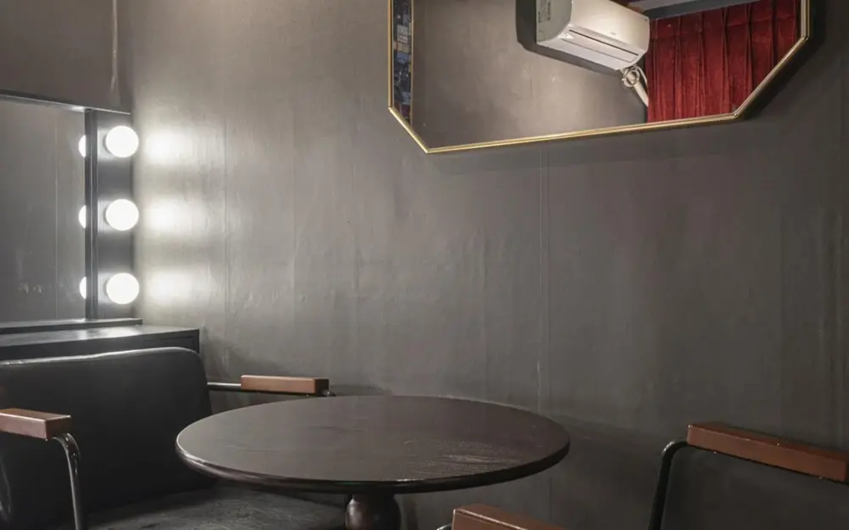 Cheonan The Lounge Hotel