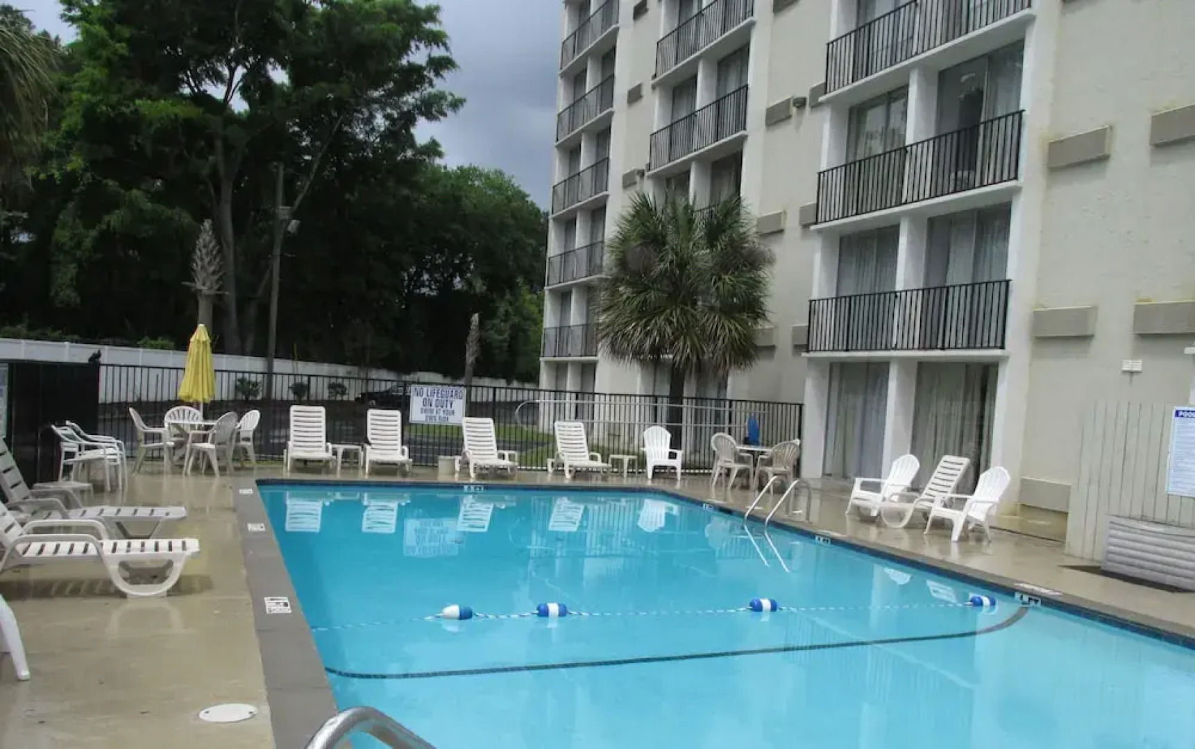 Charleston Grand Hotel