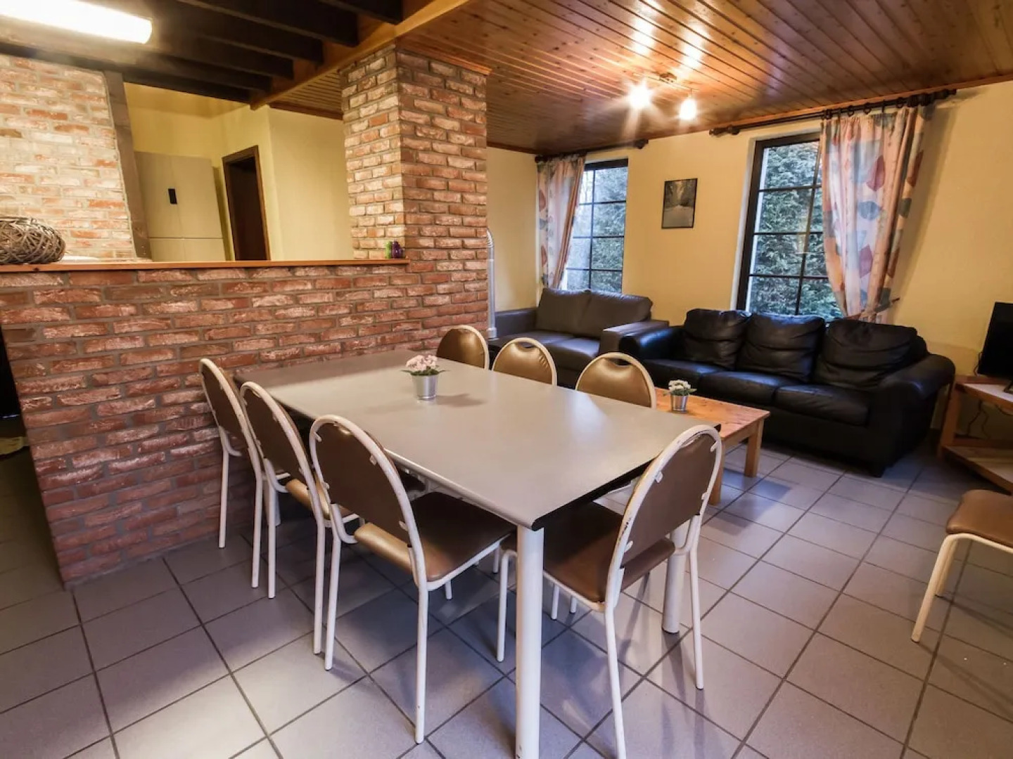 Comfy Bungalow With a Terrace, in the Ourthedal