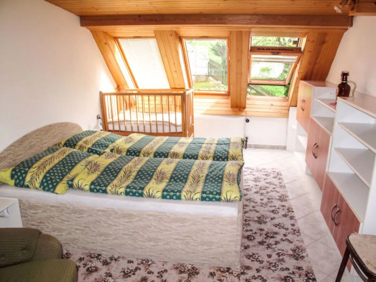 HOUSE JESENNý TANVALD