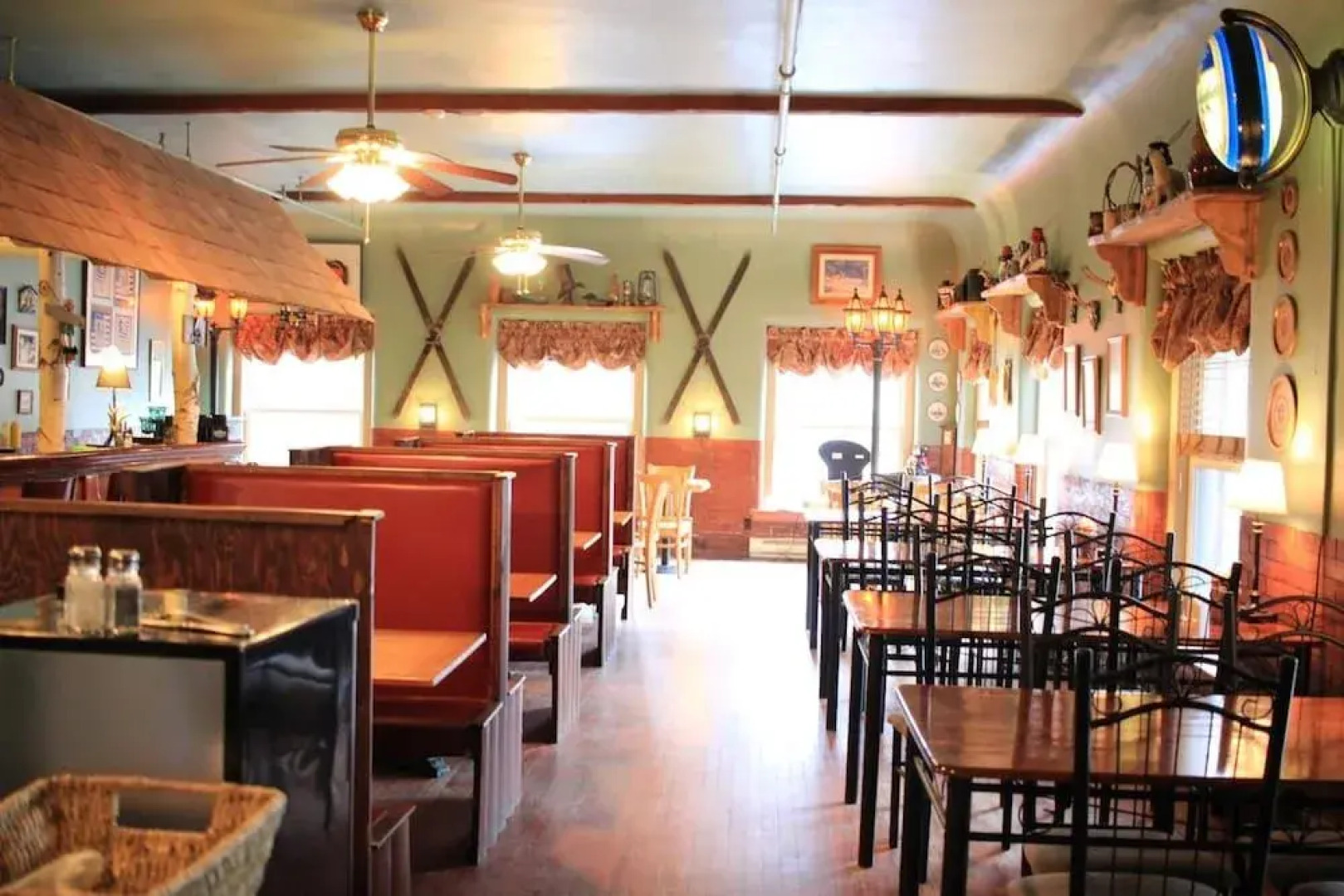 The Pines Inn Lake Placid