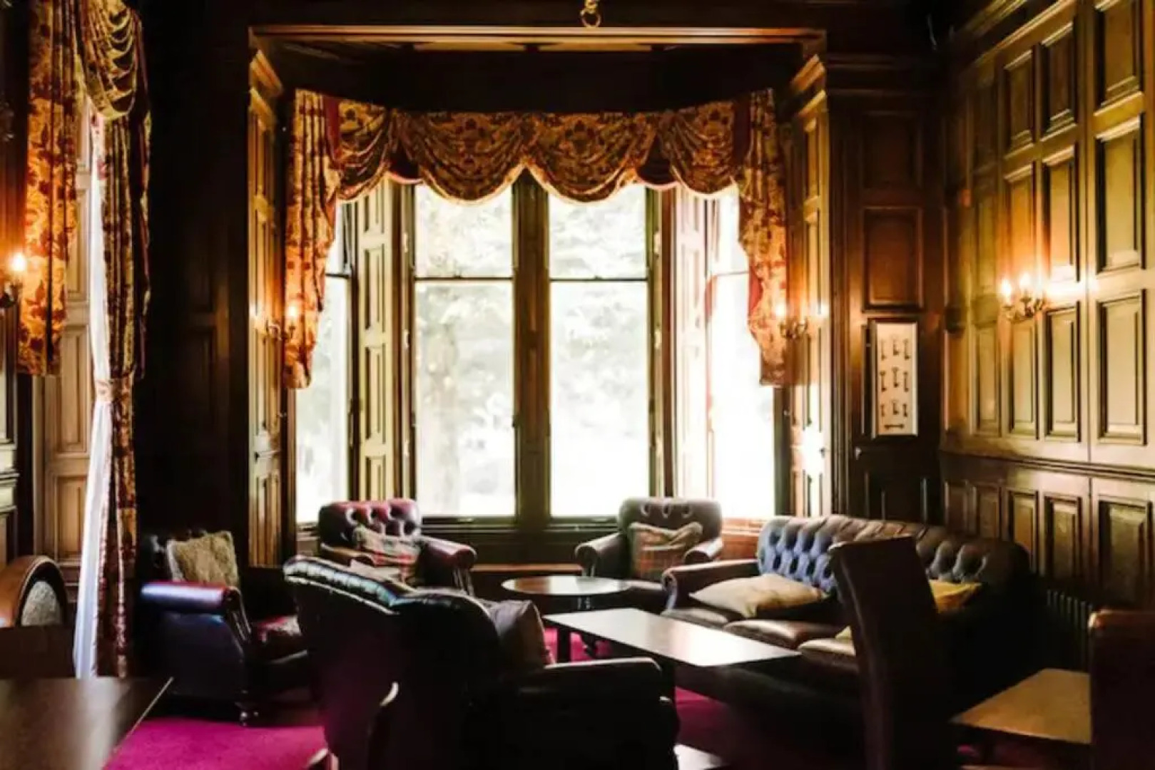 Stewart Apartment - A unique Apartment in countryside park with WIFI and access to bar and pool