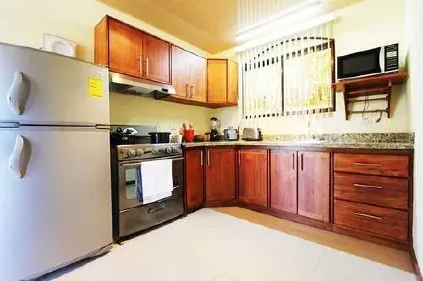 La Jacaranda Luxury Condos