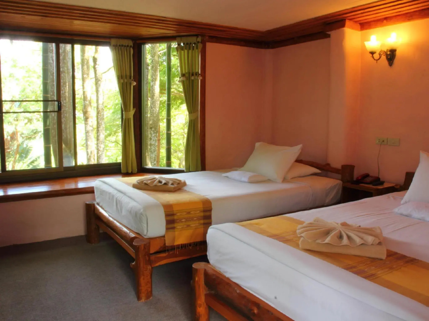 Phu Pha Nam Resort & Spa