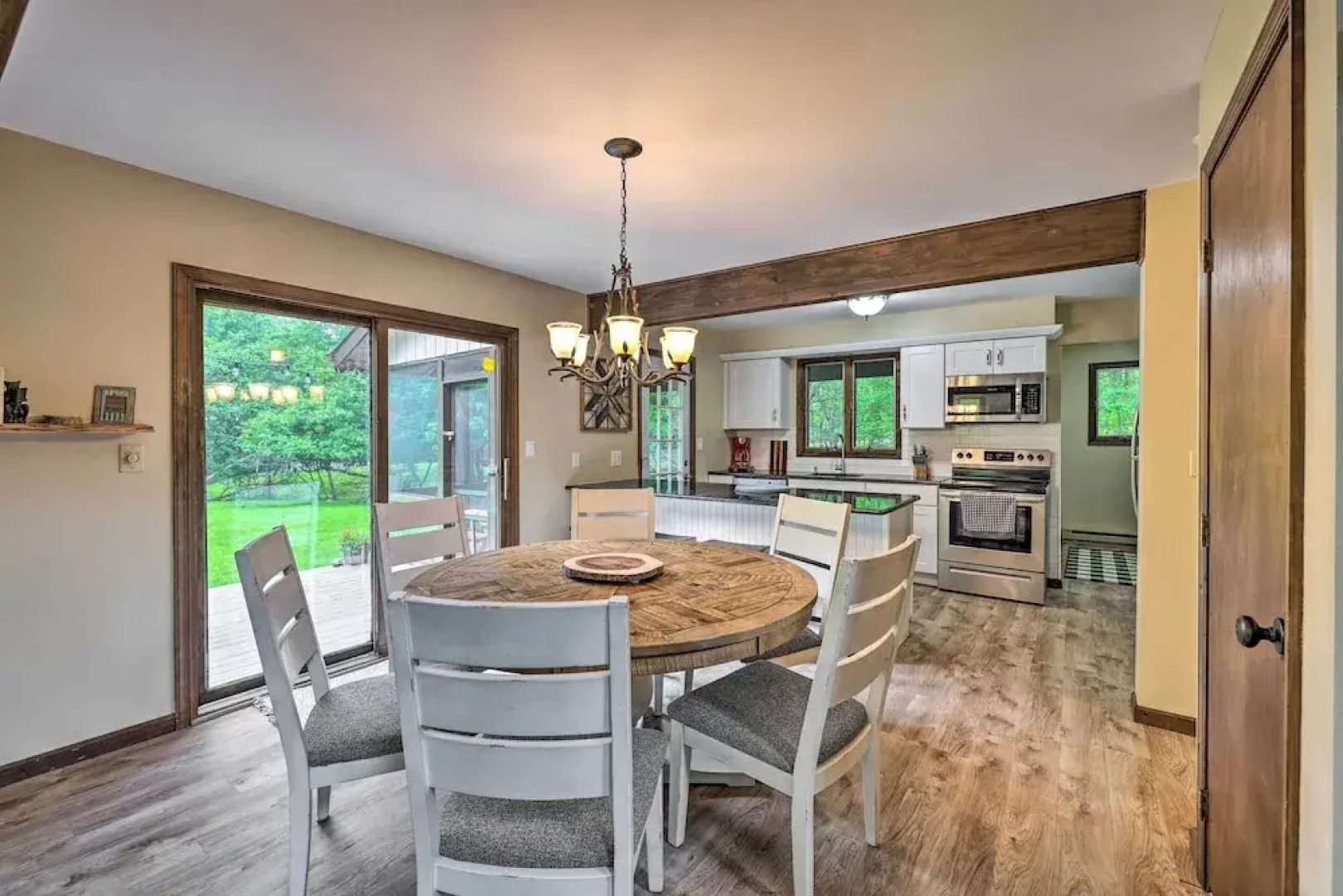 Near Hiking & Skiing: Albrightsville Home w/ Deck!