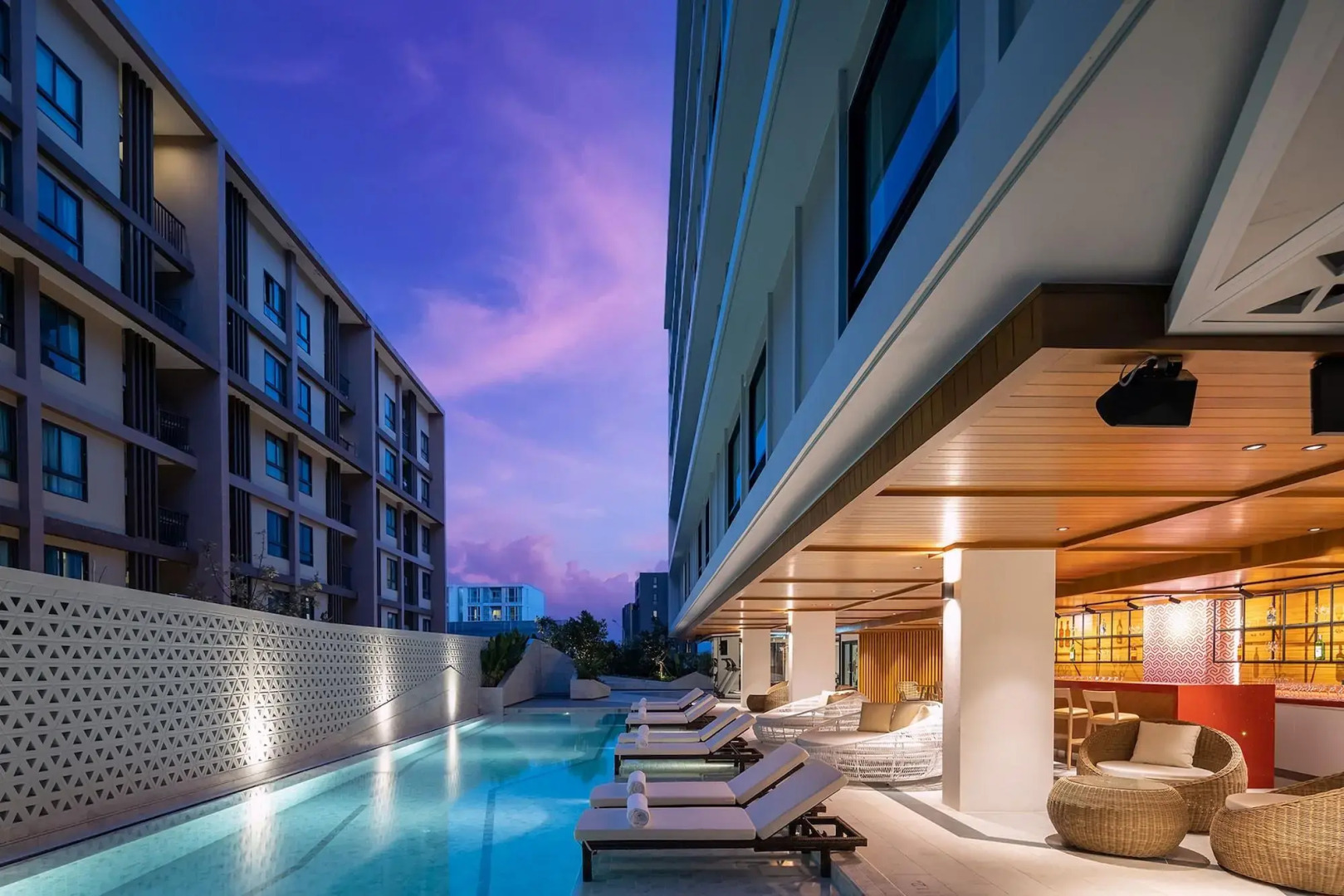 Travelodge Phuket Town