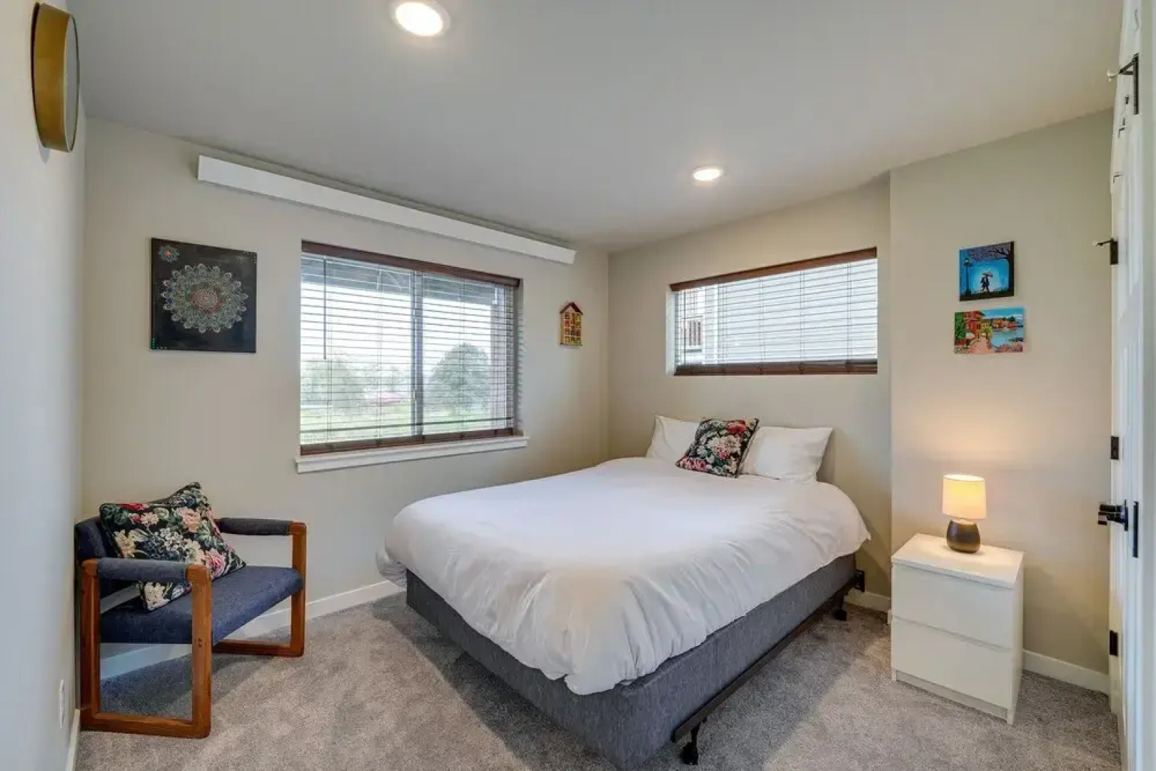 Modern Blaine Vacation Rental, 33 Mi to Vancouver!