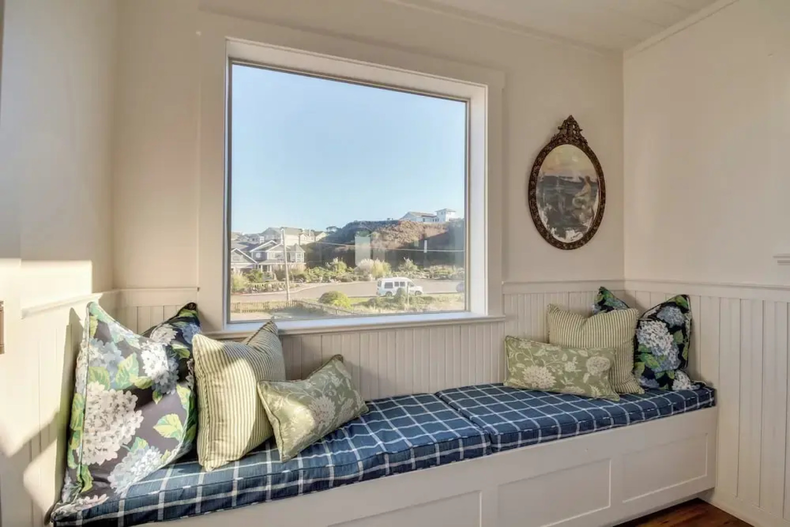 Scenic Bandon Vacation Rental w/ Beach Access!