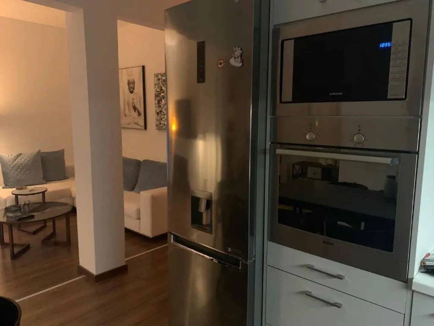 Sea View Residence by MD