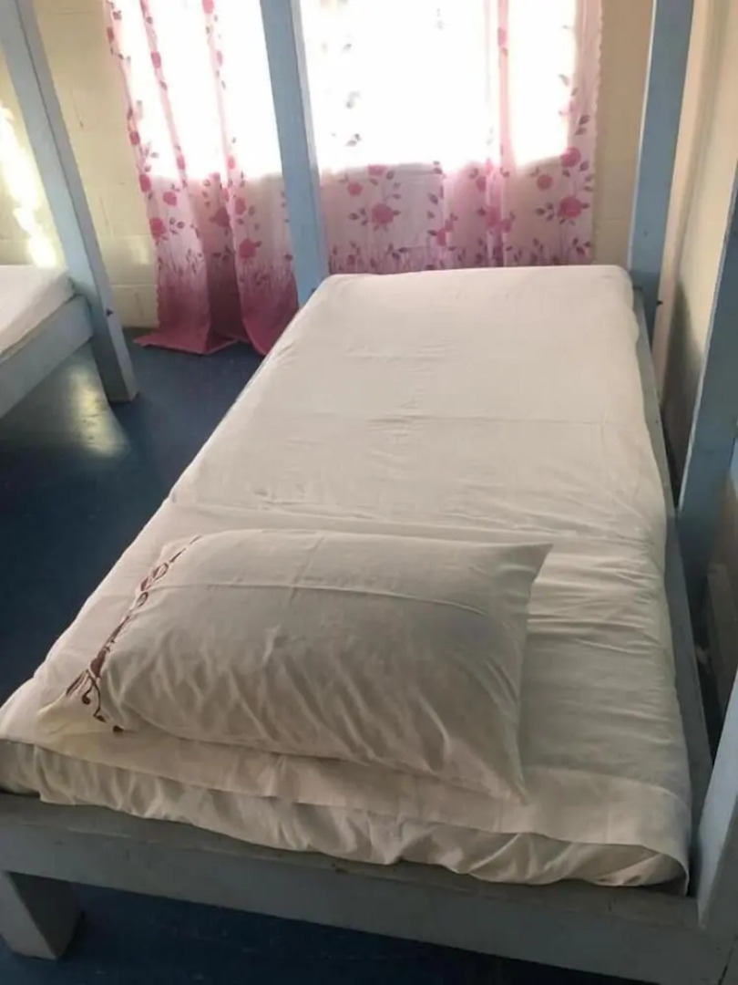 Transit Motel - Hostel