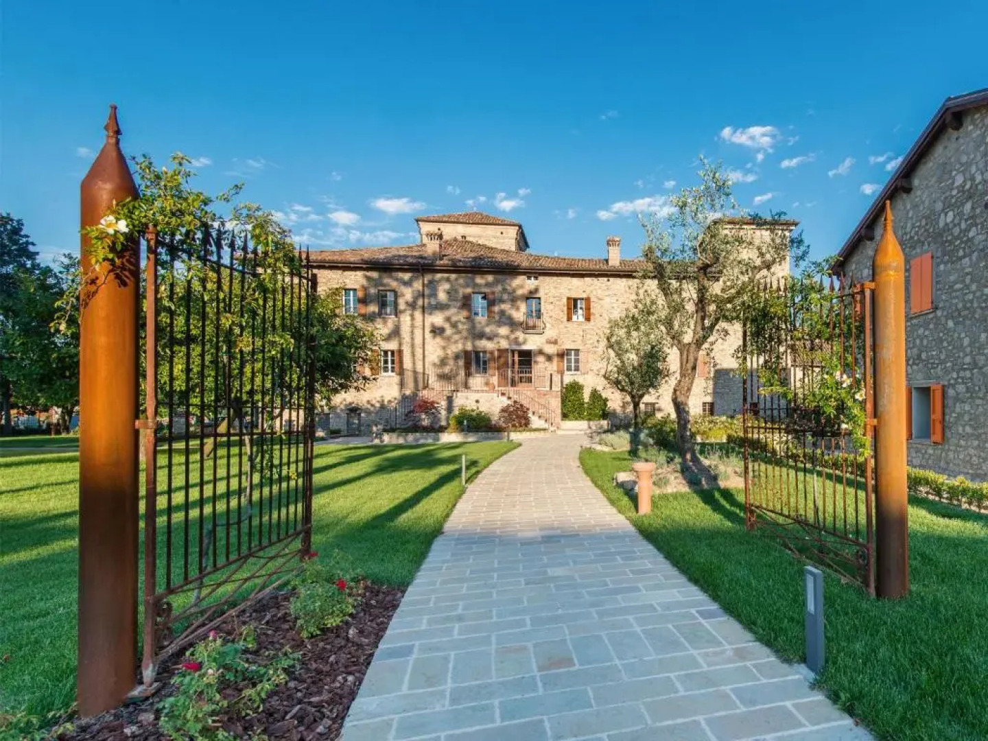 Borgo Cadonega Relais & SPA