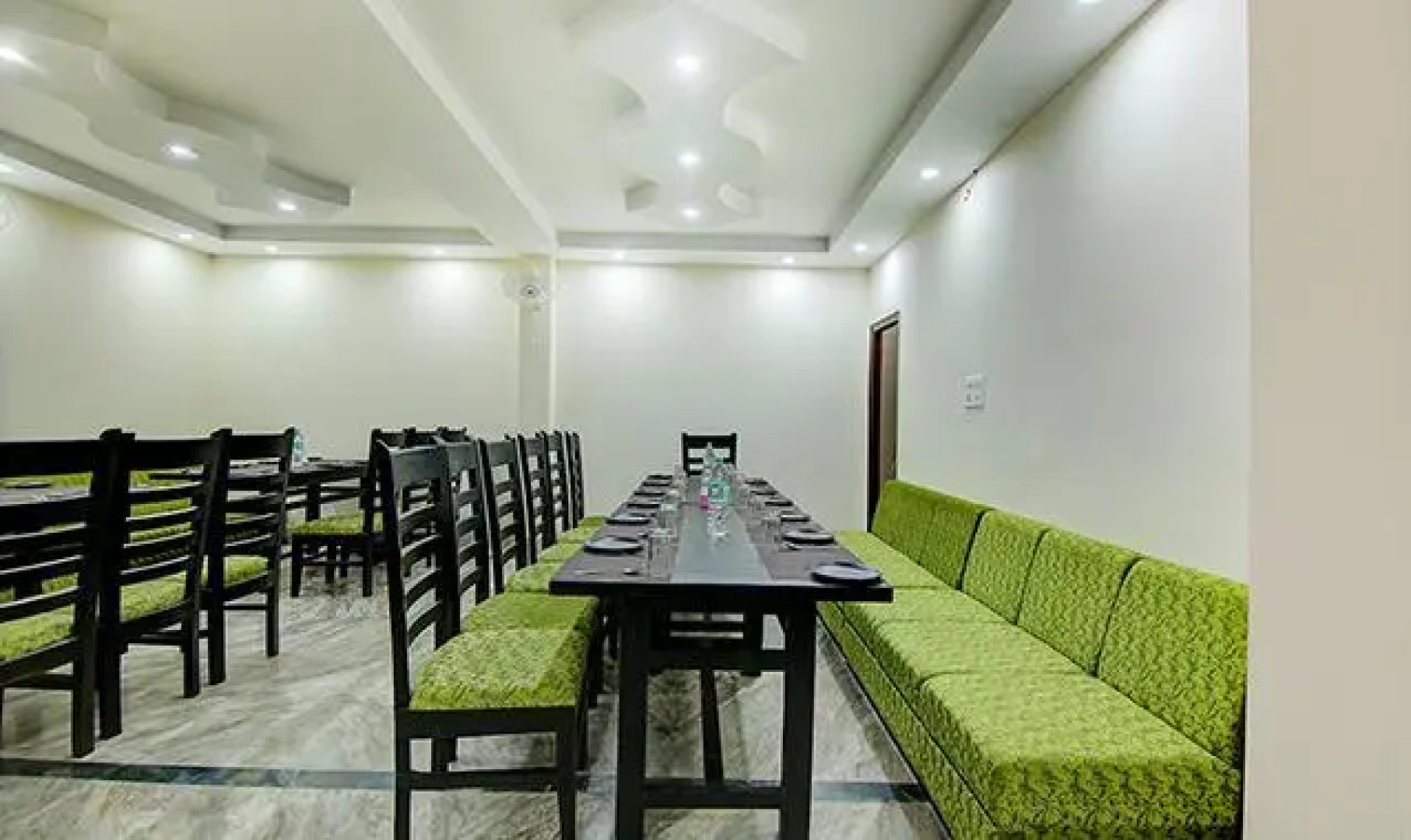 FabExpress Vistara Grand