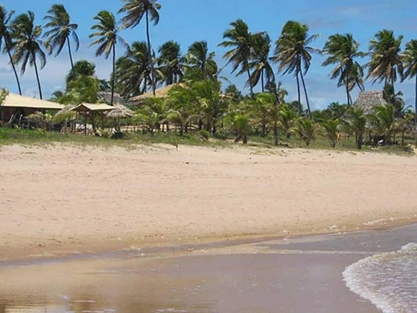 Chalet With one Bedroom in Jacuipe, With Pool Access, Furnished Garden