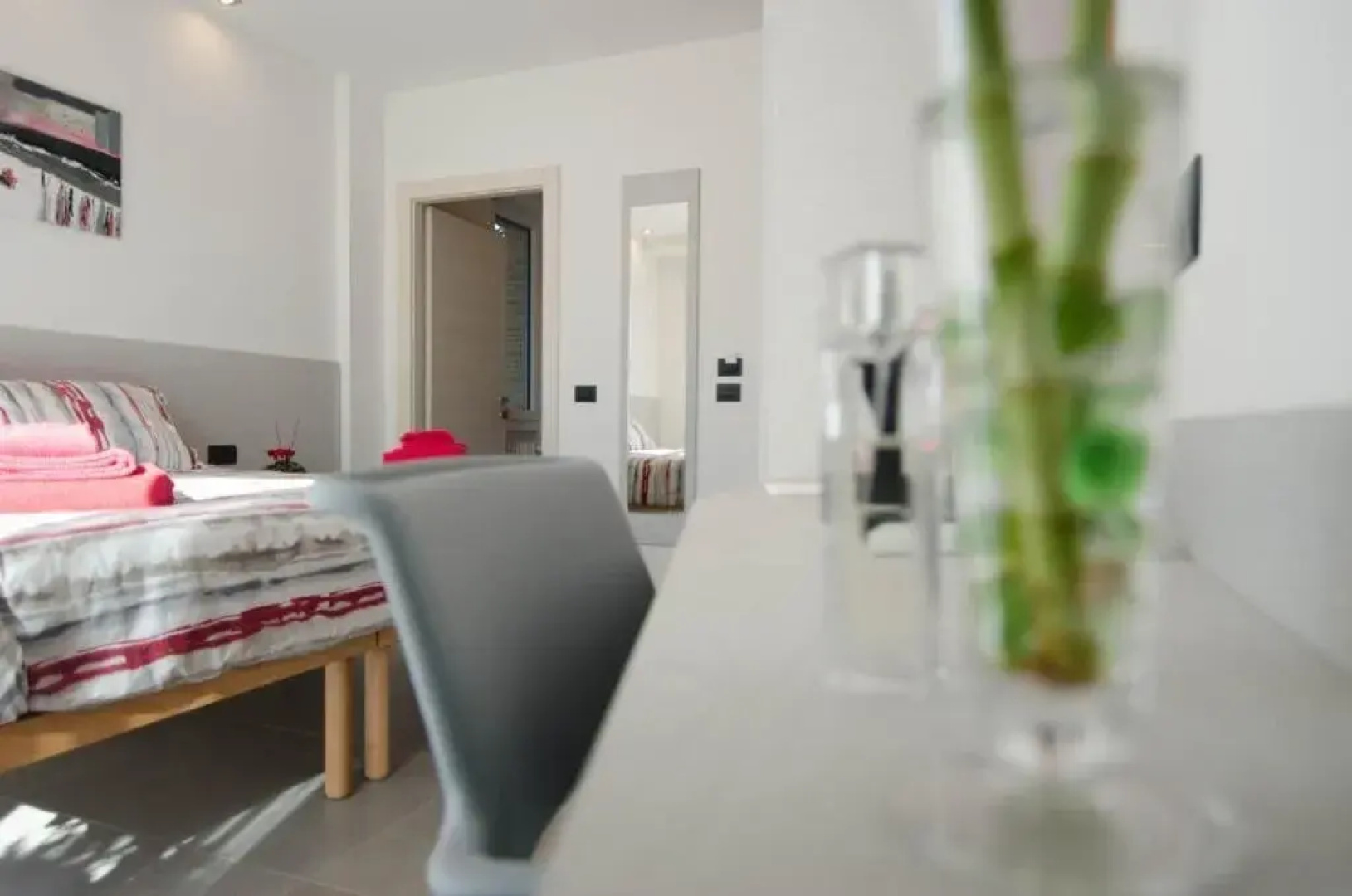 Varese Comfort Room