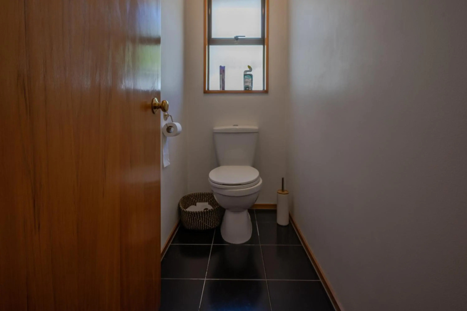 Libeau Lane Views - Akaroa Holiday Home