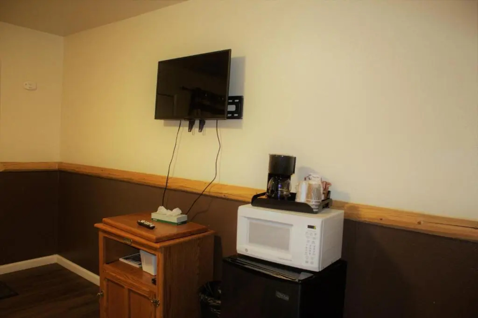 Rodeway Inn & Suites Fireside Lodge