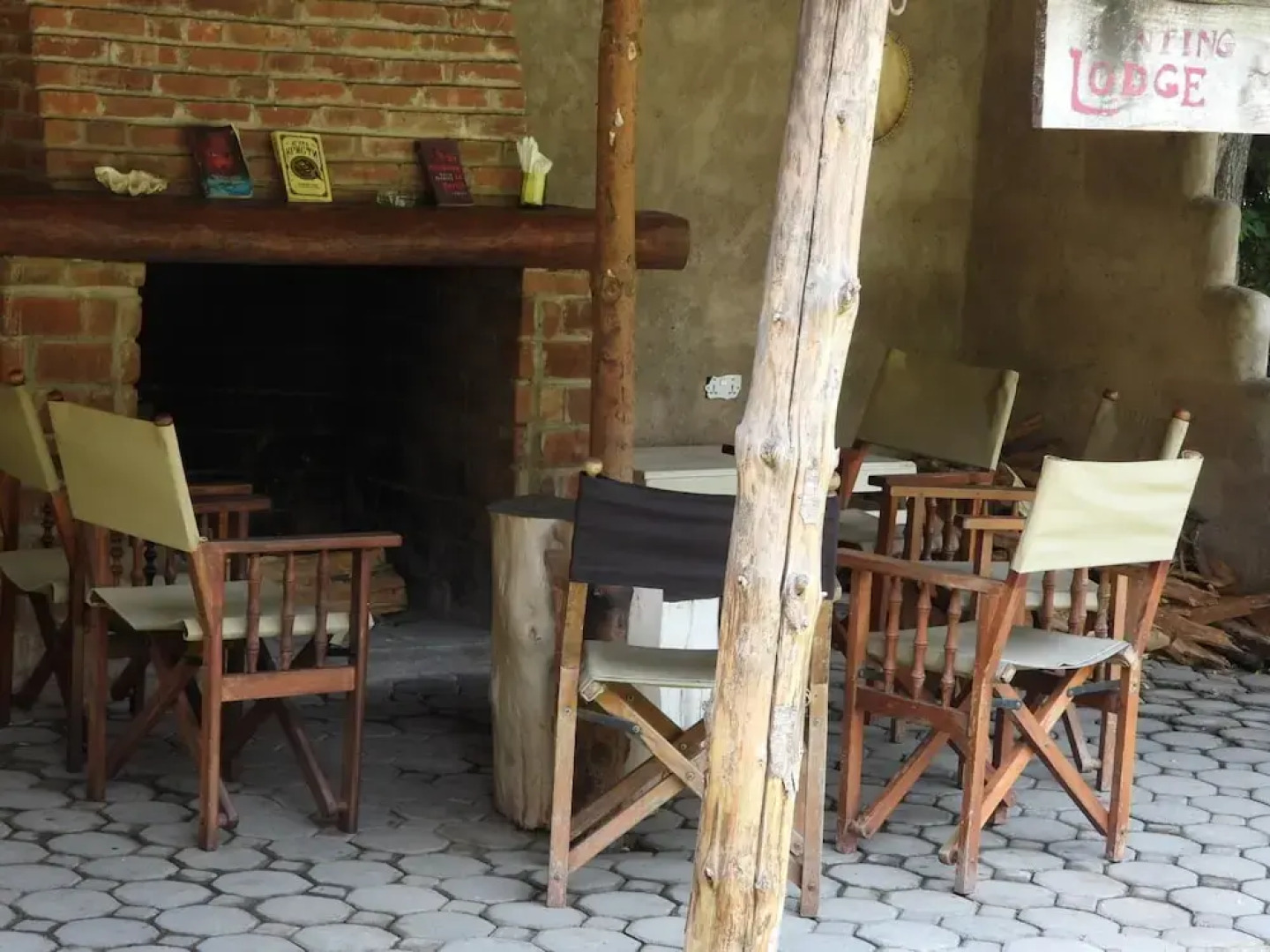 Bougainvillea Safari Lodge