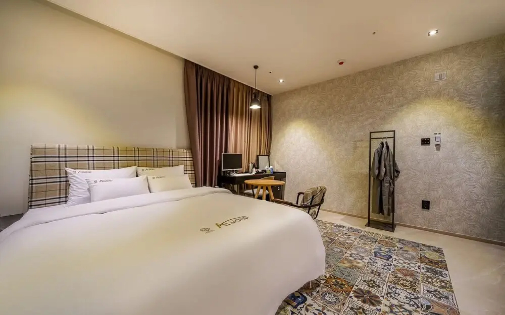 Yangsan Pyeongsan Den Bastar Hotel