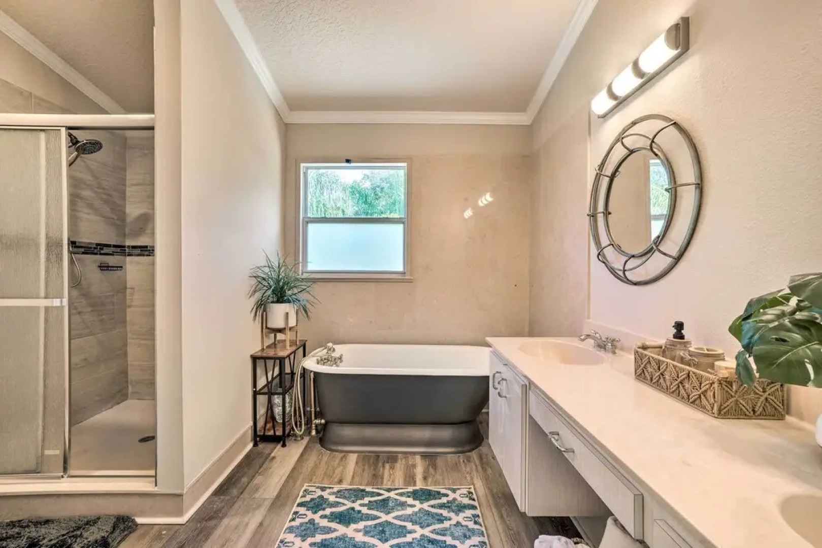 Charming Port Richey Retreat w/ Shared Dock