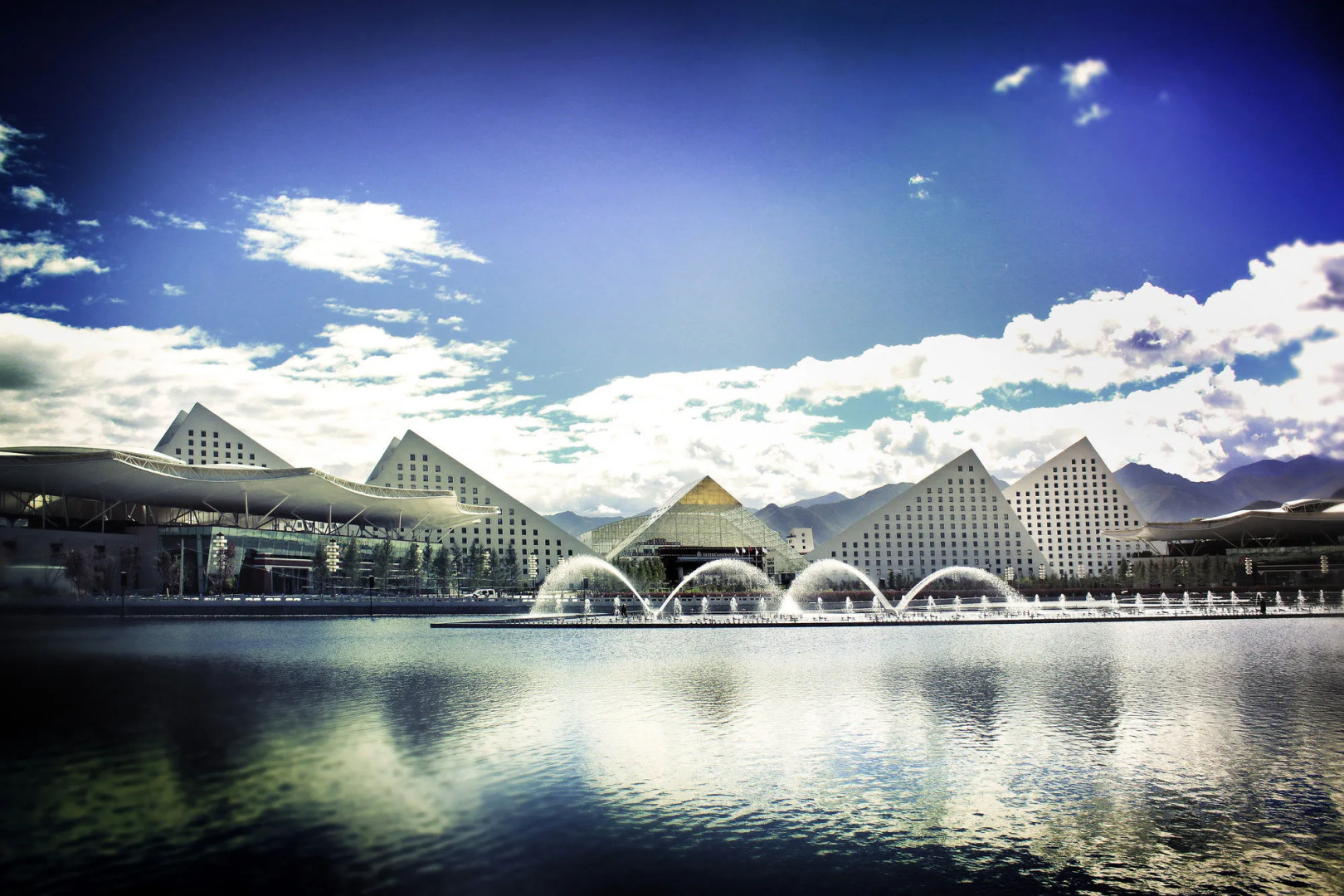 Intercontinental Resort Lhasa Paradise by IHG