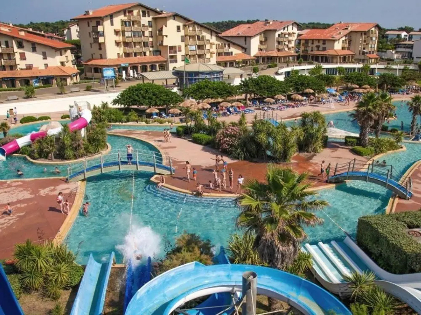 SEIGNOSSE PLAGES: Beau Studio équipé avec terrasse face aux dunes
