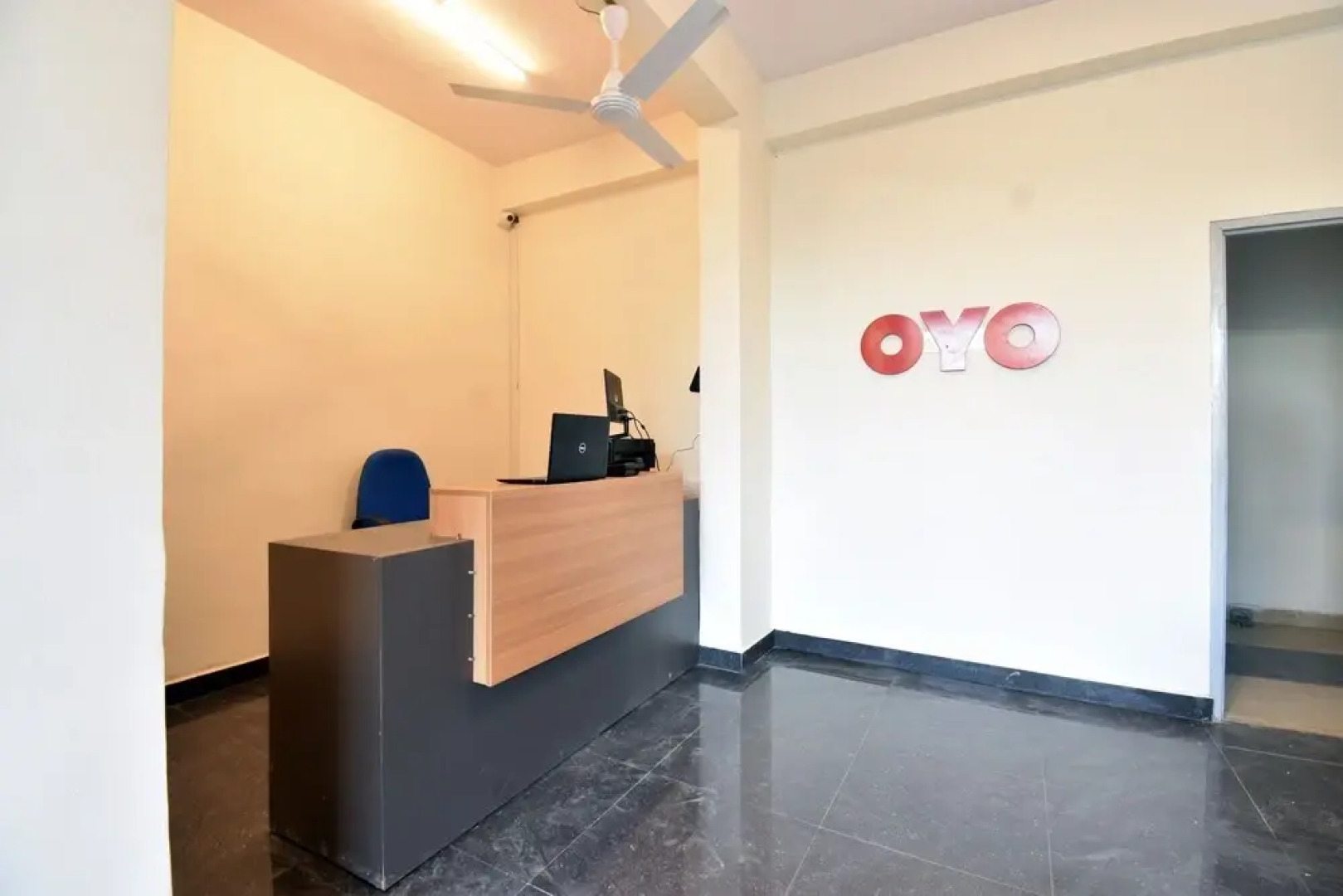 OYO Flagship 37731 Chakan