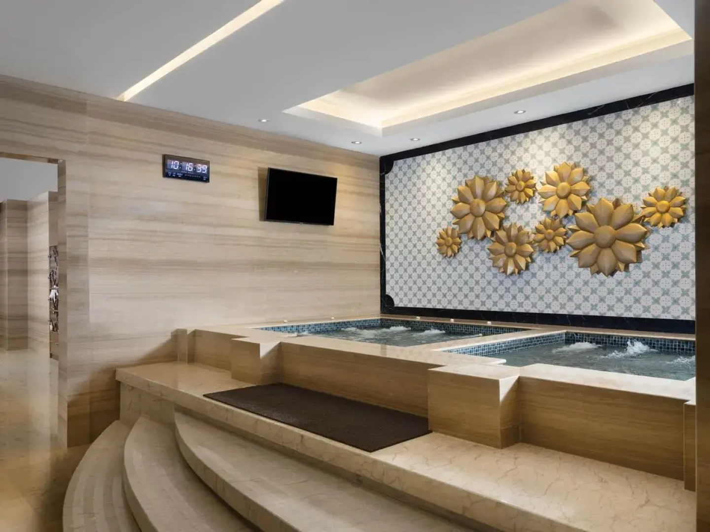 Hotel Tentrem Semarang