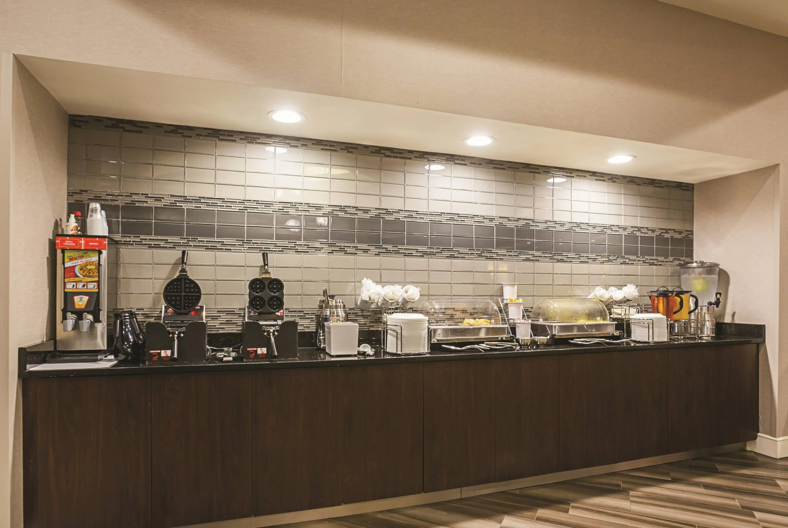 La Quinta Inn & Suites by Wyndham Atlanta Alpharetta