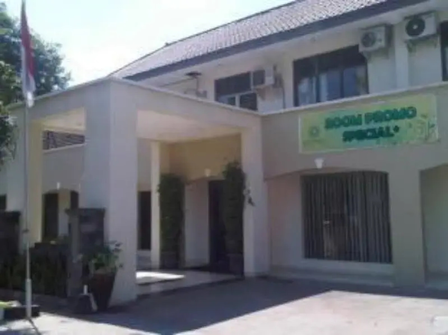 RedDoorz @ Jalan Sriwijaya Semarang