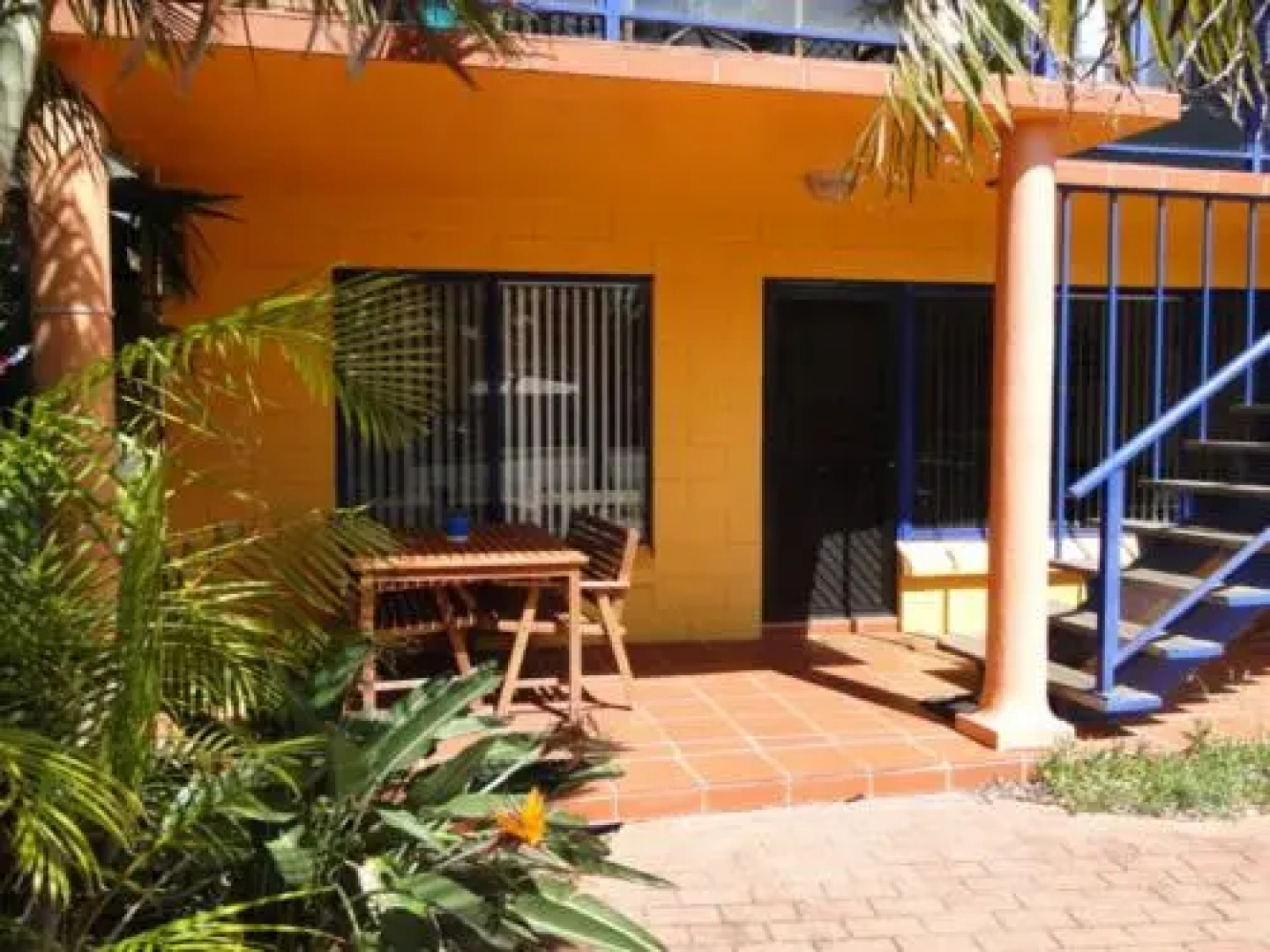 2 'Copacabana', 61 Sandy Point Road - Cute Unit With Water Views From The Balcony