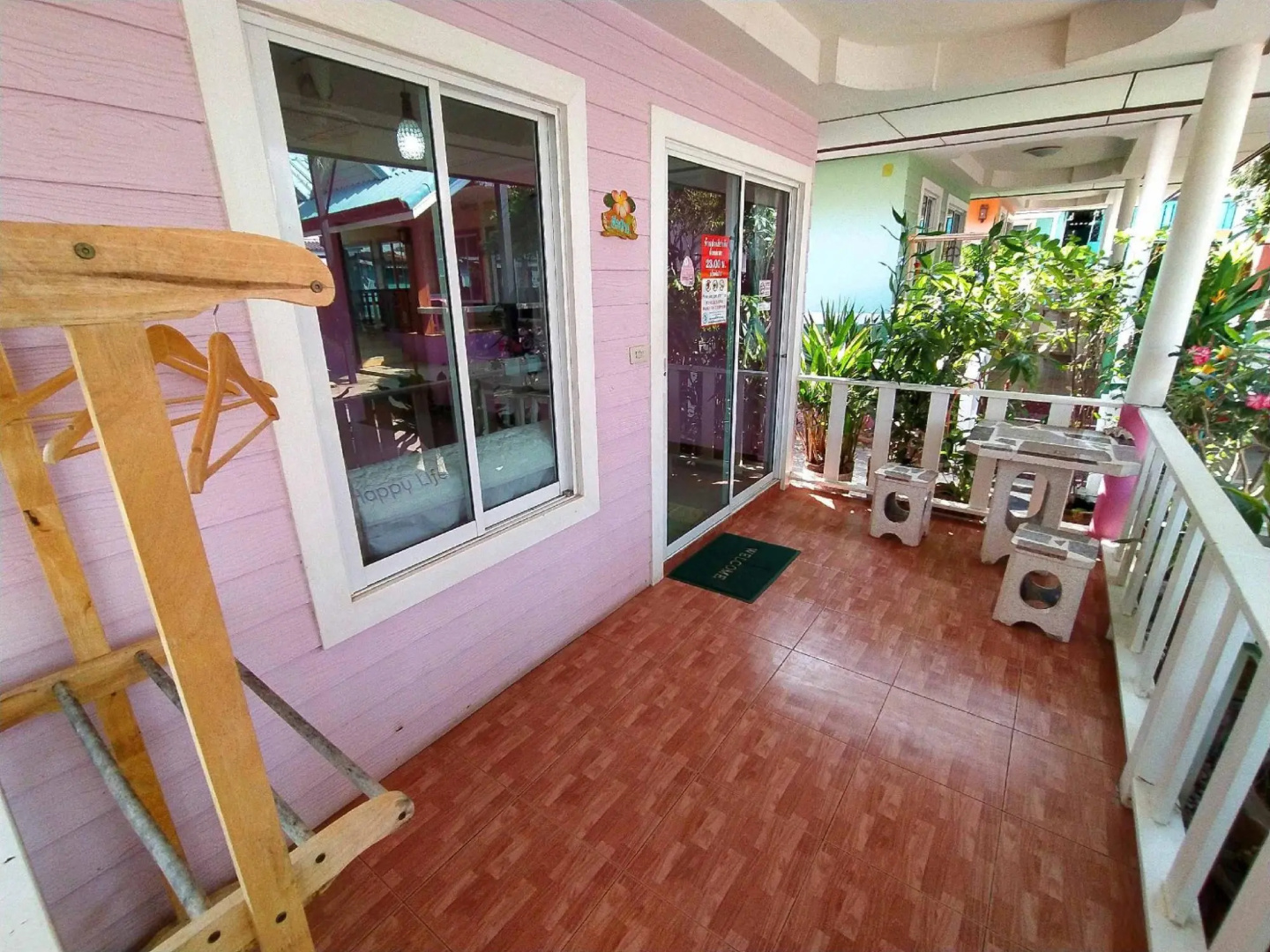 Baan Im Em