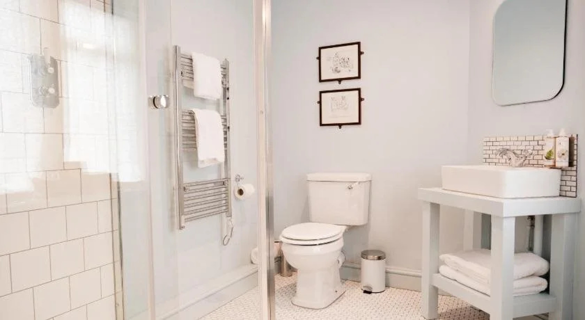 Bel & The Dragon Cookham