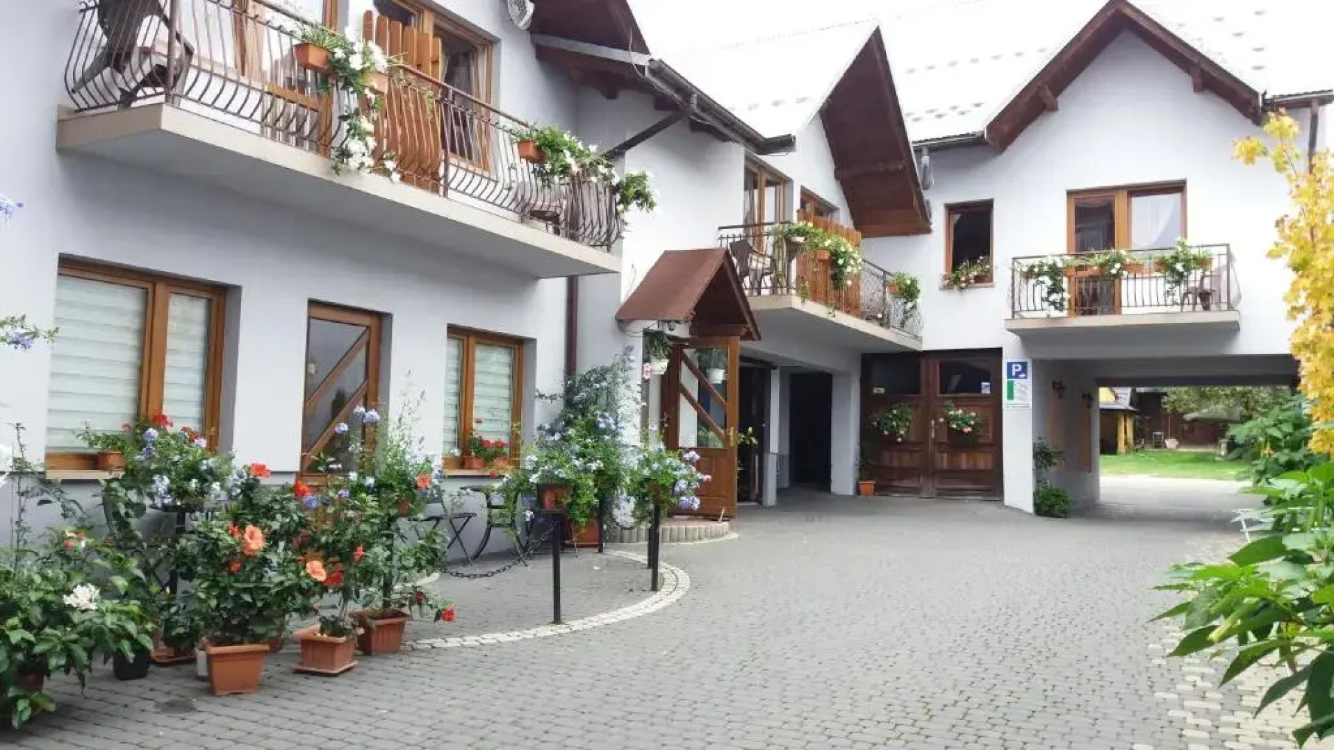 Pokoje do Wynajęcia u Lusi