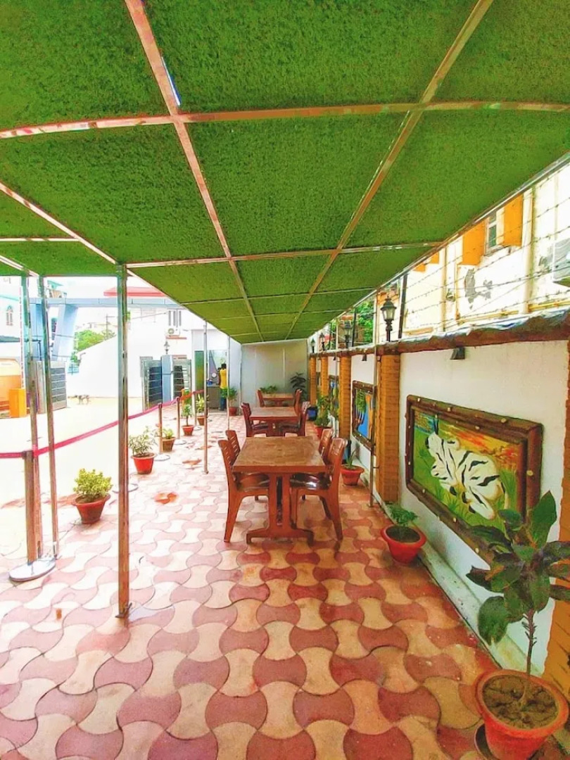 Hotel FrontLine Residency Patna