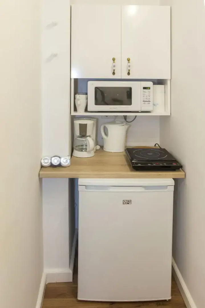 Old Town Studio by MRG