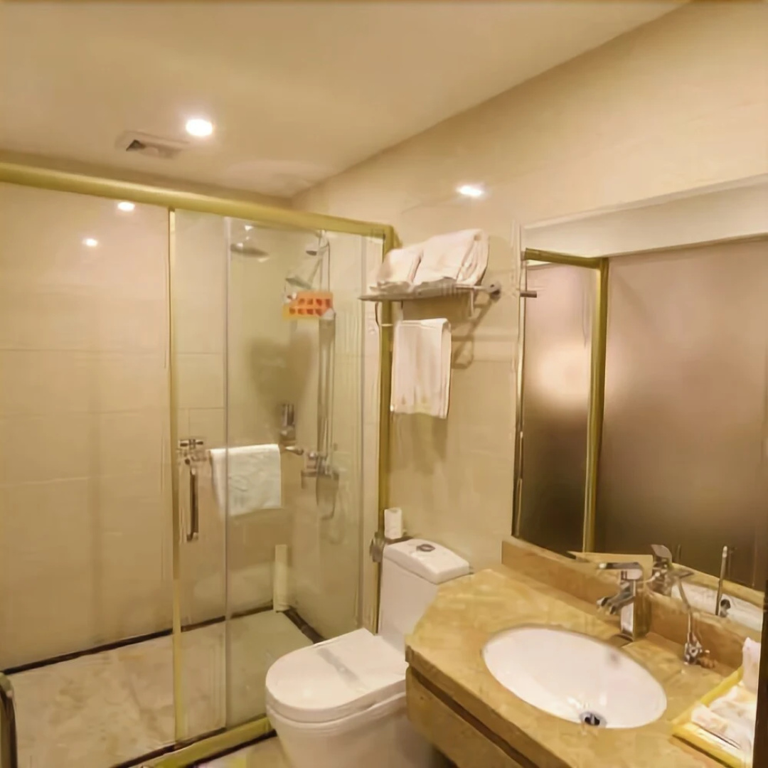 Fortune Hotel