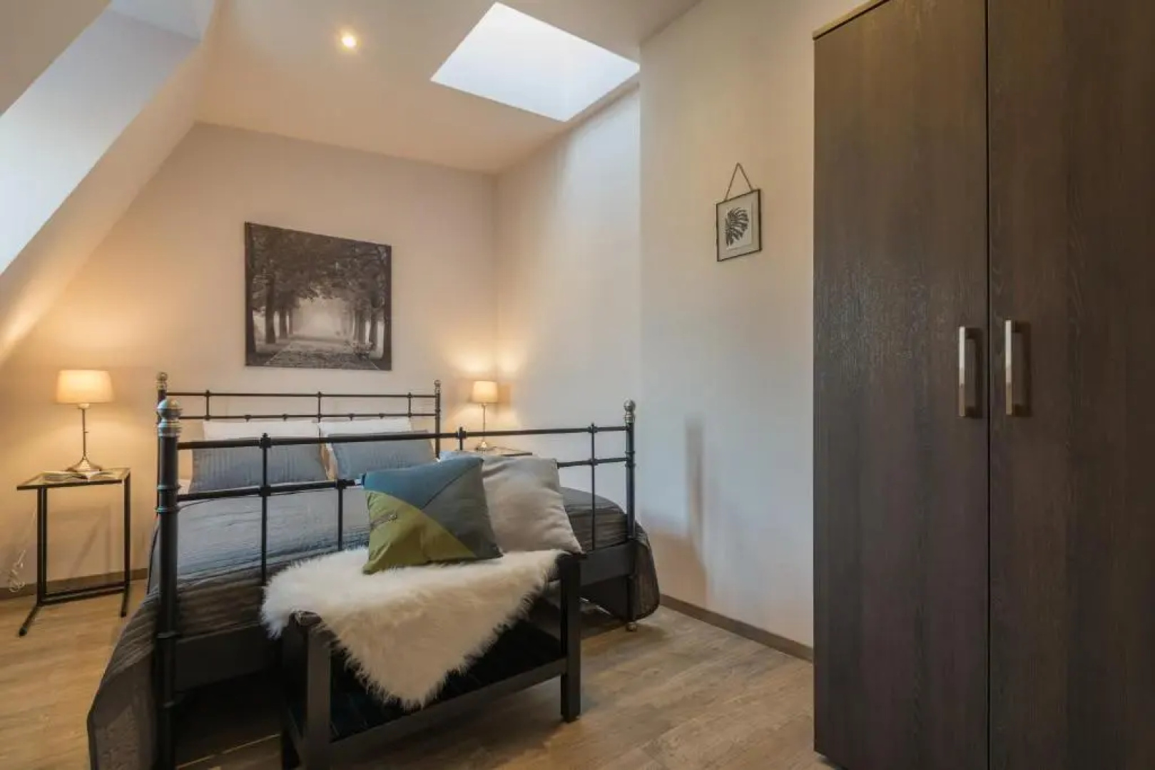 7 Koron Apartments