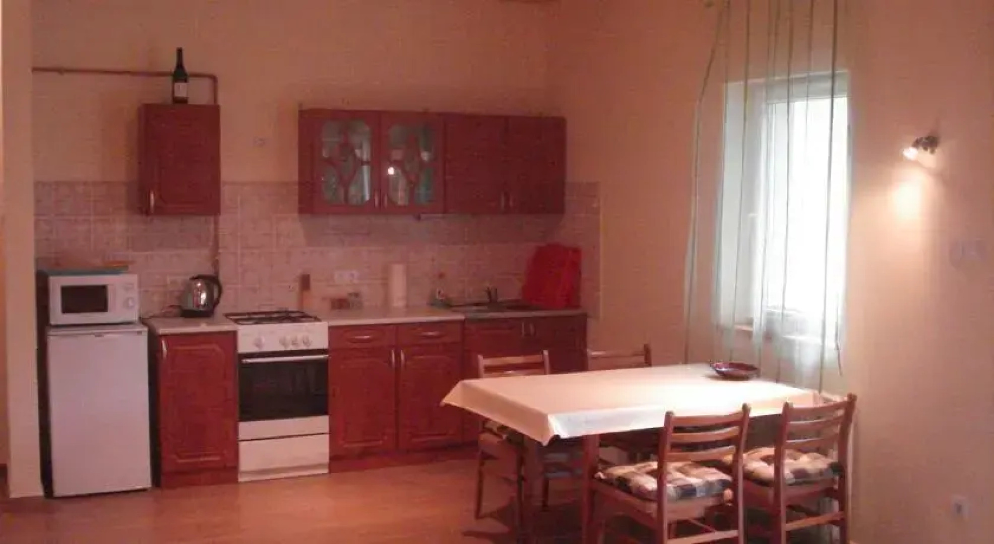 Hegyeskő Apartmanház