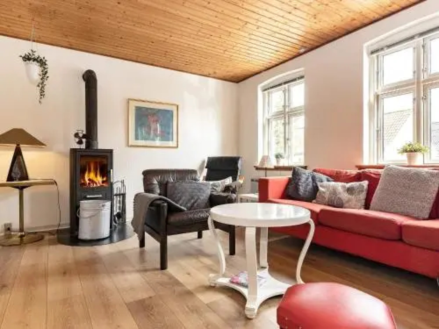 Scenic Retreat With Fireplace & Terrace