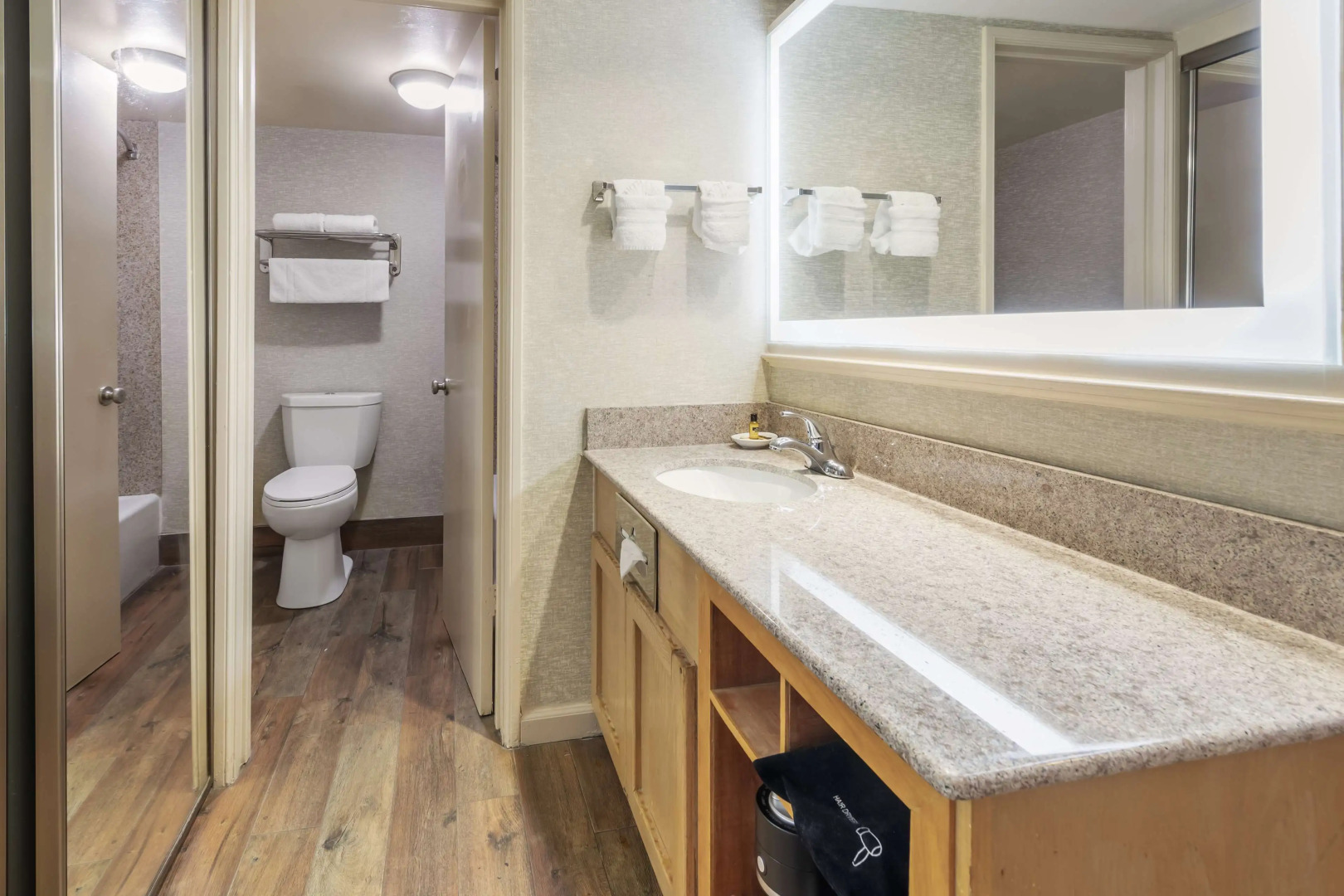 Best Western Plus Hill House