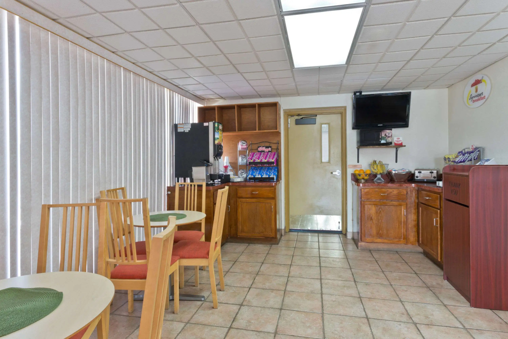 Super 8 by Wyndham Melbourne