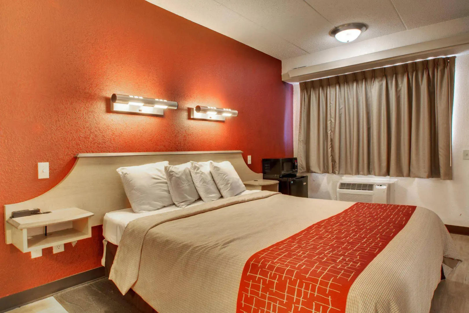 Red Roof Inn St Louis - Westport/ Maryland Heights