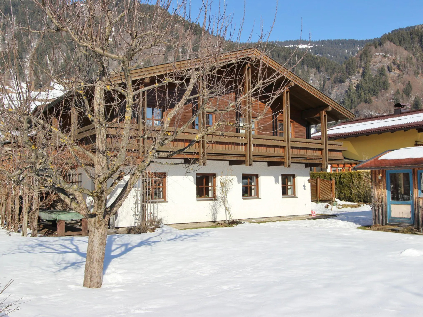 Chalet in Goldegg Near Ski Slopes